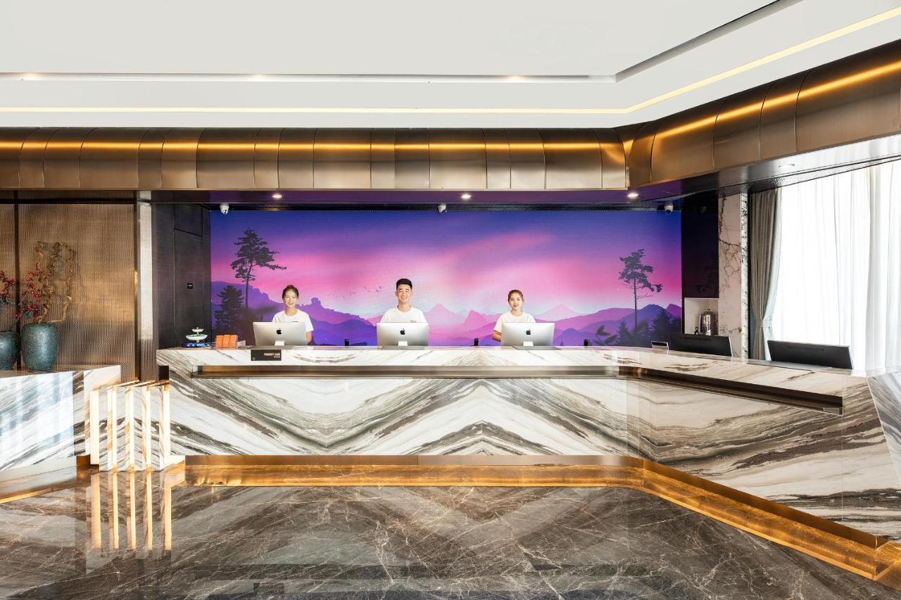 西安咸阳国际机场亚朵酒店 外观 照片